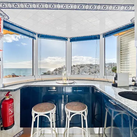 Prestige Flat By Holidays 아파트 *