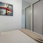 Prestige Flat Sea View By Holidays Διαμέρισμα *