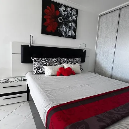 Prestige Flat By Holidays البوفيرا